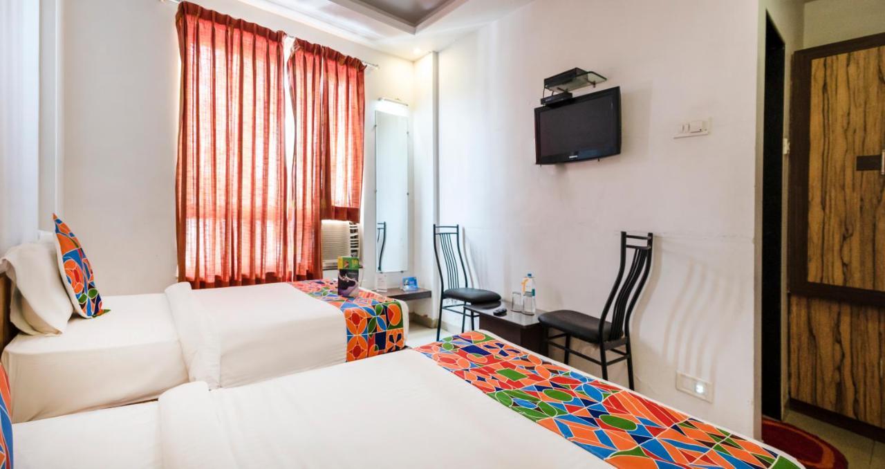 Отель Oyo 24197 Saptaruchi Pimpri-Chinchwad Экстерьер фото